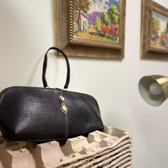 Unisex Italian leather NEW Vintage different piece of Art made as a BAG - Picture 2 of 4